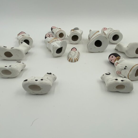Vintage Mexican White Gold Hand Painted Folk Art Clay Pottery Nativity 13 PC - Picture 3 of 10